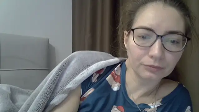 Ashleyspice online show from December 5, 2025, 5:38 am