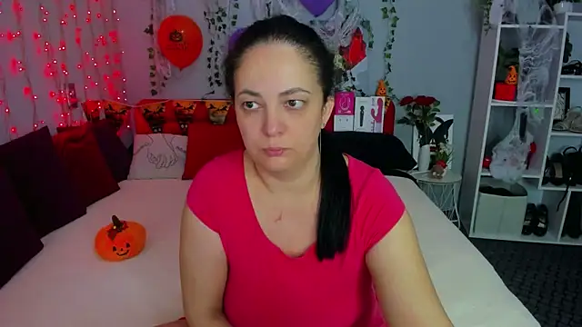 DarlingMilf online show from November 12, 2025, 7:13 pm