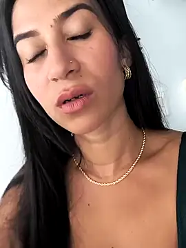 lady-rosse online show from March 10, 2025, 9:07 pm