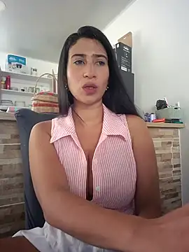 lady-rosse online show from September 28, 2025, 5:07 pm