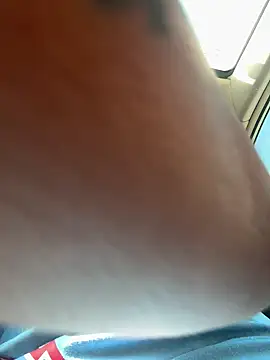 marhi32 online show from September 29, 2025, 4:34 pm