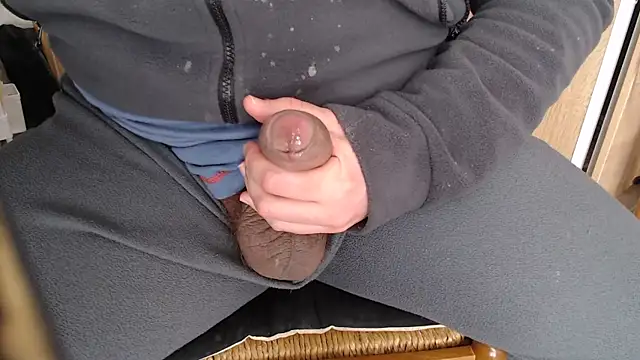 Snapshot of italian_mach chatting on February 26, 2026, 2:49 pm italian mach online show from February 26, 2026, 2:49 pm