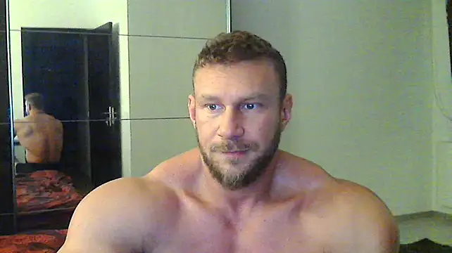 Snapshot of muscularkevin chatting on December 2, 2024, 1:24 pm muscularkevin online show from December 2, 2024, 1:24 pm
