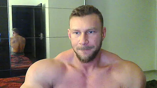 Snapshot of muscularkevin chatting on December 14, 2024, 4:56 am muscularkevin online show from December 14, 2024, 4:56 am