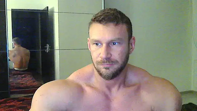 Snapshot of muscularkevin chatting on December 24, 2024, 4:44 am muscularkevin online show from December 24, 2024, 4:44 am
