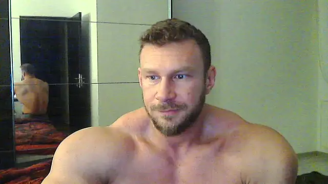 Snapshot of muscularkevin chatting on December 25, 2024, 4:44 am muscularkevin online show from December 25, 2024, 4:44 am