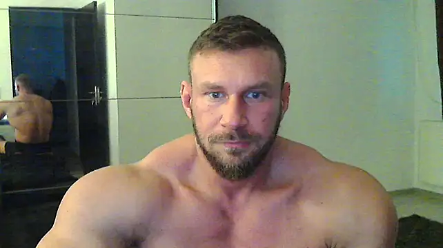 Snapshot of muscularkevin chatting on February 17, 2025, 3:09 pm muscularkevin online show from February 17, 2025, 3:09 pm