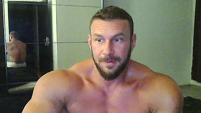 Snapshot of muscularkevin chatting on September 10, 2025, 6:19 pm muscularkevin online show from September 10, 2025, 6:19 pm