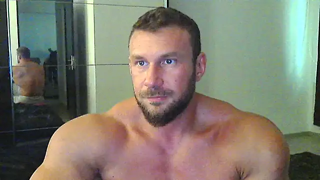 Snapshot of muscularkevin chatting on September 15, 2025, 1:22 pm muscularkevin online show from September 15, 2025, 1:22 pm