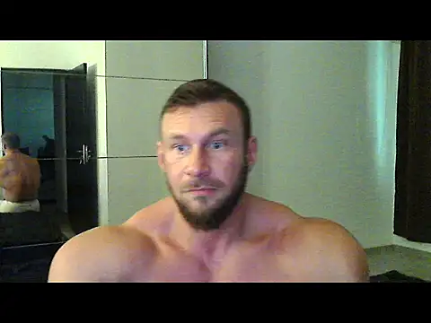 Snapshot of muscularkevin chatting on October 5, 2025, 1:53 pm muscularkevin online show from October 5, 2025, 1:53 pm