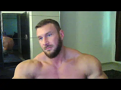 Snapshot of muscularkevin chatting on October 15, 2025, 1:44 pm muscularkevin online show from October 15, 2025, 1:44 pm
