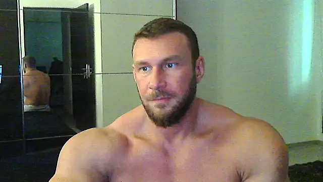 Snapshot of muscularkevin chatting on October 22, 2025, 1:22 pm muscularkevin online show from October 22, 2025, 1:22 pm