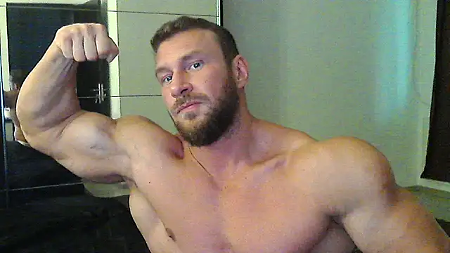 Snapshot of muscularkevin chatting on October 27, 2025, 2:21 pm muscularkevin online show from October 27, 2025, 2:21 pm