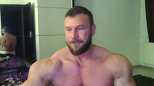 muscularkevin online show from April 18, 2026, 3:32 am