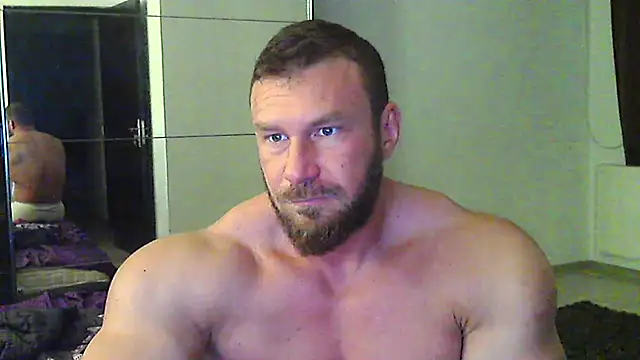 muscularkevin online show from April 22, 2026, 4:04 am