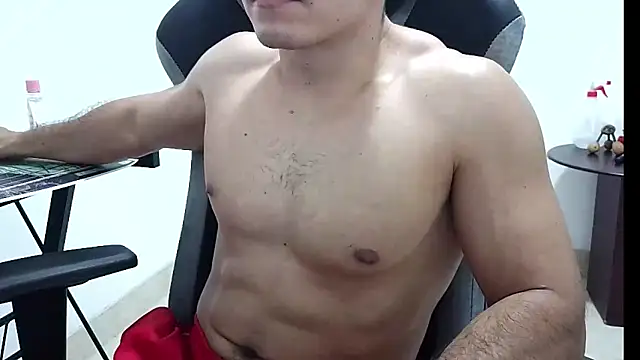 MILCARITAS3 online show from February 26, 2026, 4:17 pm