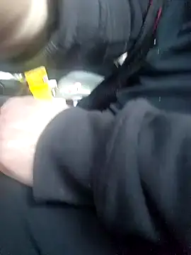 Hotredheadandtoungelasher online show from January 15, 2025, 1:20 pm