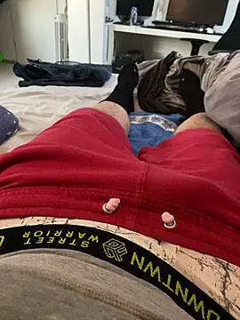 Luishorny19 online show from March 6, 2025, 4:38 pm