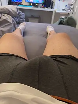 Luishorny19 online show from October 20, 2025, 3:45 pm