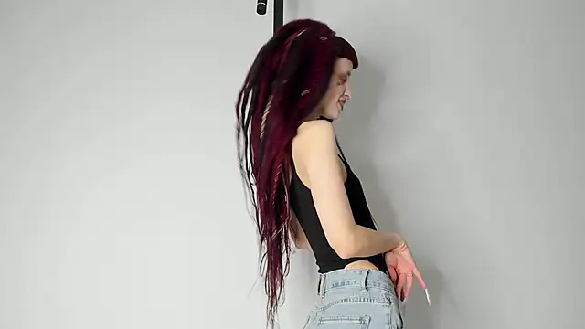 FlowerOfSin2001 online show from February 24, 2025, 7:09 pm