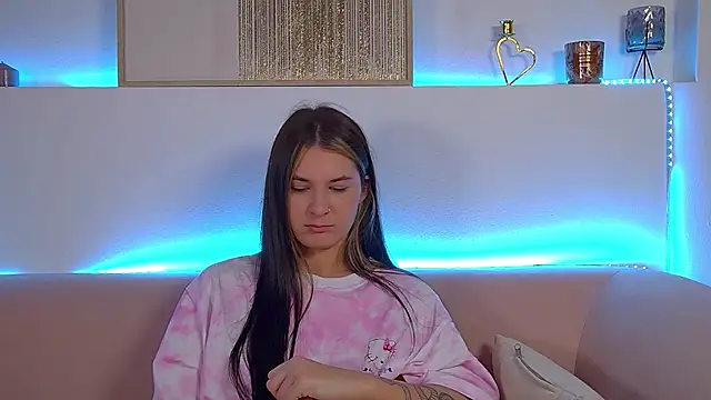 RachelSimpson online show from March 6, 2025, 12:43 am