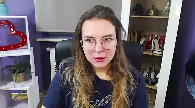 Zoey Erotic online show from December 22, 2024, 7:22 am