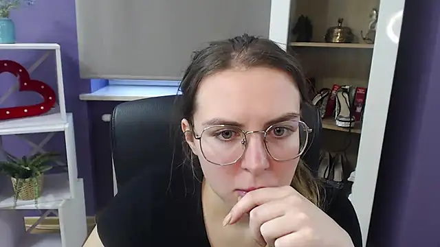 Zoey Erotic online show from January 14, 2025, 8:52 am