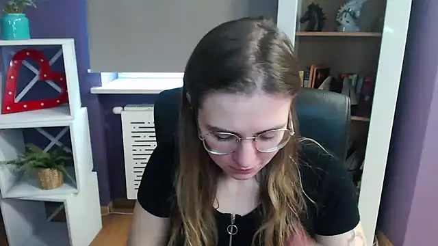 Zoey Erotic online show from February 21, 2025, 10:50 am