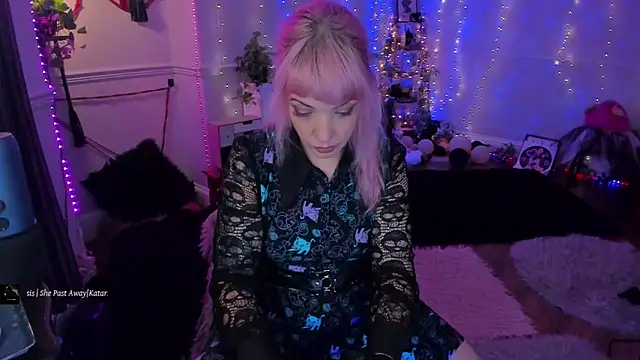 AliceW0lf online show from September 22, 2025, 8:22 pm