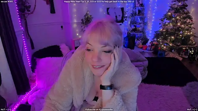 AliceW0lf online show from January 7, 2026, 5:04 pm