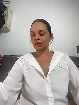 Kataliina online show from February 14, 2026, 3:14 am