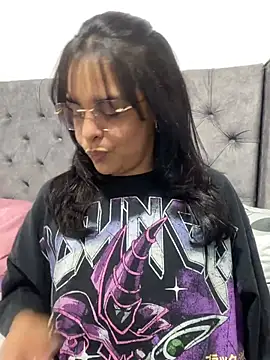 Snapshot of Kataliina chatting on July 27, 2026, 2:40 am Kataliina online show from July 27, 2026, 2:40 am