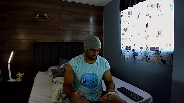 anthonylatynxd online show from April 26, 2026, 4:04 pm