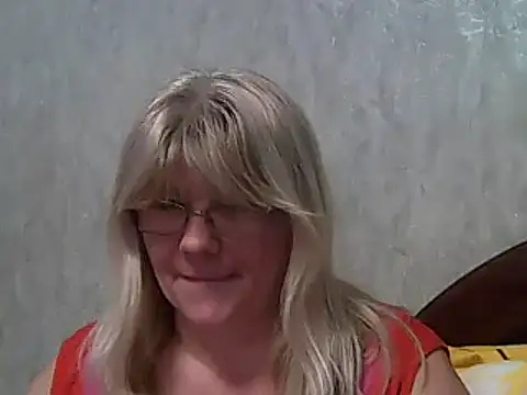 Diana 49 online show from February 6, 2025, 6:02 pm