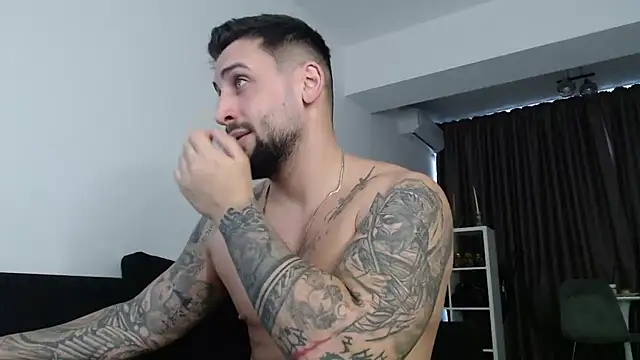  DylanGreen online show from November 1, 2025, 9:33 am