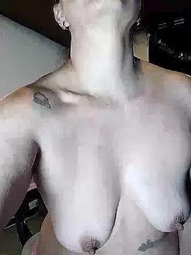 Snapshot of Mysskytty chatting on November 5, 2025, 2:55 am Mysskytty online show from November 5, 2025, 2:55 am