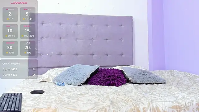 crystall06 online show from December 11, 2024, 4:42 pm