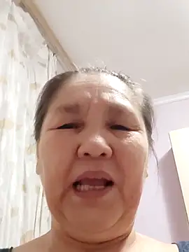 Zulfiya Bruce online show from February 8, 2026, 6:55 pm