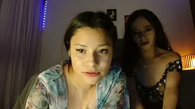 3littleschoolteens online show from November 30, 2025, 8:40 am