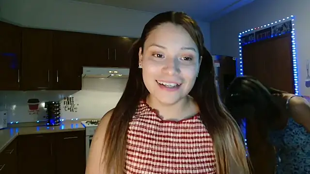 Snapshot of 3littleschoolteens chatting on May 1, 2026, 9:25 am 3littleschoolteens online show from May 1, 2026, 9:25 am