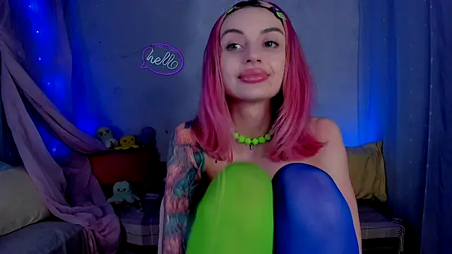 LickLizzy online show from March 16, 2025, 2:10 am