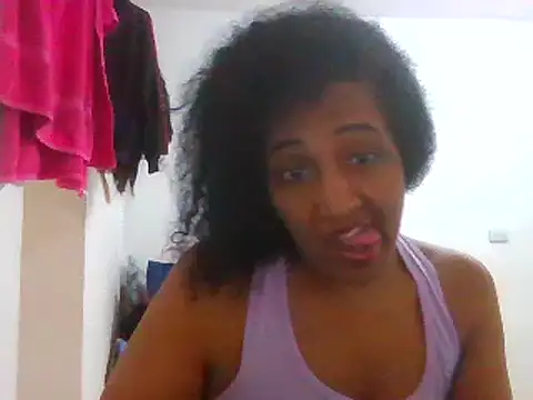 Snapshot of Aishamara chatting on February 3, 2025, 4:52 pm Aishamara online show from February 3, 2025, 4:52 pm