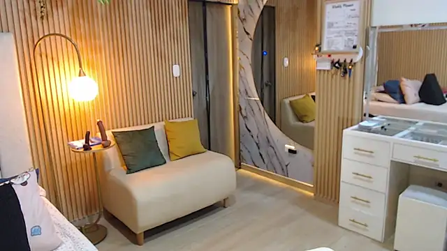 deepieredandwett online show from September 27, 2025, 9:58 am