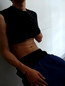 Snapshot of PrivCamZone chatting on November 7, 2025, 7:25 pm PrivCamZone online show from November 7, 2025, 7:25 pm