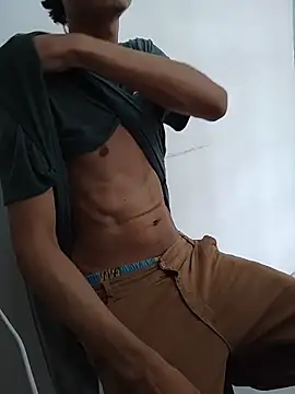 Snapshot of PrivCamZone chatting on November 8, 2025, 8:29 pm PrivCamZone online show from November 8, 2025, 8:29 pm