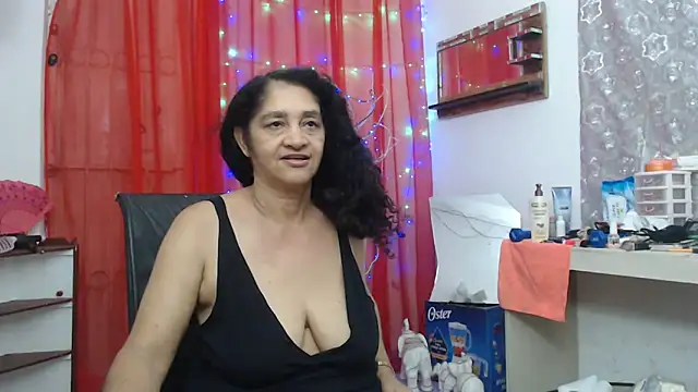 Snapshot of heyline_milf chatting on May 30, 2026, 7:11 pm heyline milf online show from May 30, 2026, 7:11 pm