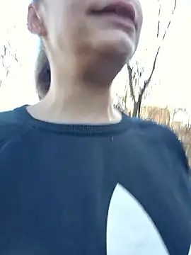 Keli Jessi online show from March 13, 2026, 1:29 pm