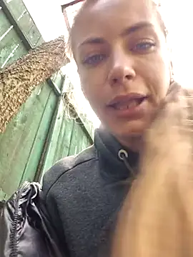 Keli Jessi online show from April 25, 2026, 12:19 pm