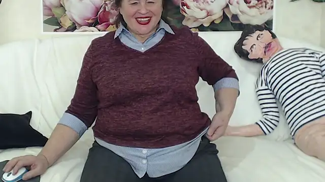 Snapshot of FlaviaSquirts chatting on February 25, 2025, 2:44 pm FlaviaSquirts online show from February 25, 2025, 2:44 pm