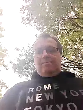 Snapshot of mike9473 chatting on September 22, 2025, 11:12 am mike9473 online show from September 22, 2025, 11:12 am